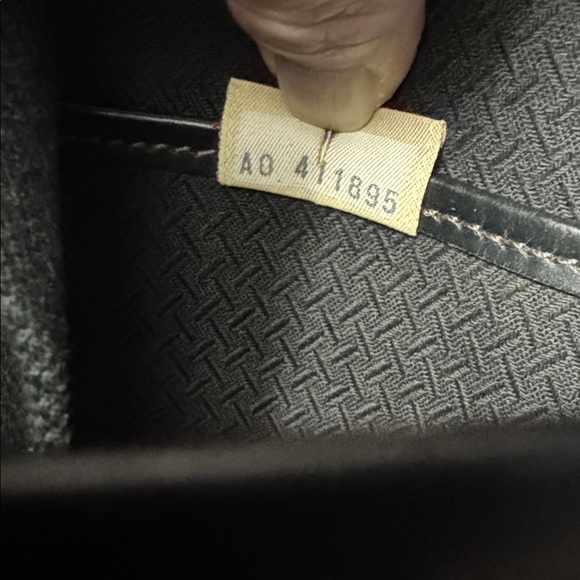 Dooney & Bourke Black Leather Trim Unisex Messenger Bag - Picture 10 of 10